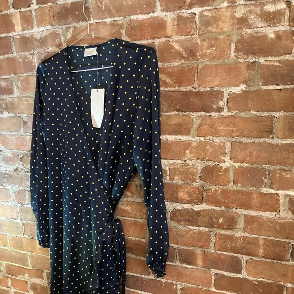 NWT Midi Silk Wrap-Dress - Picture 5 of 6